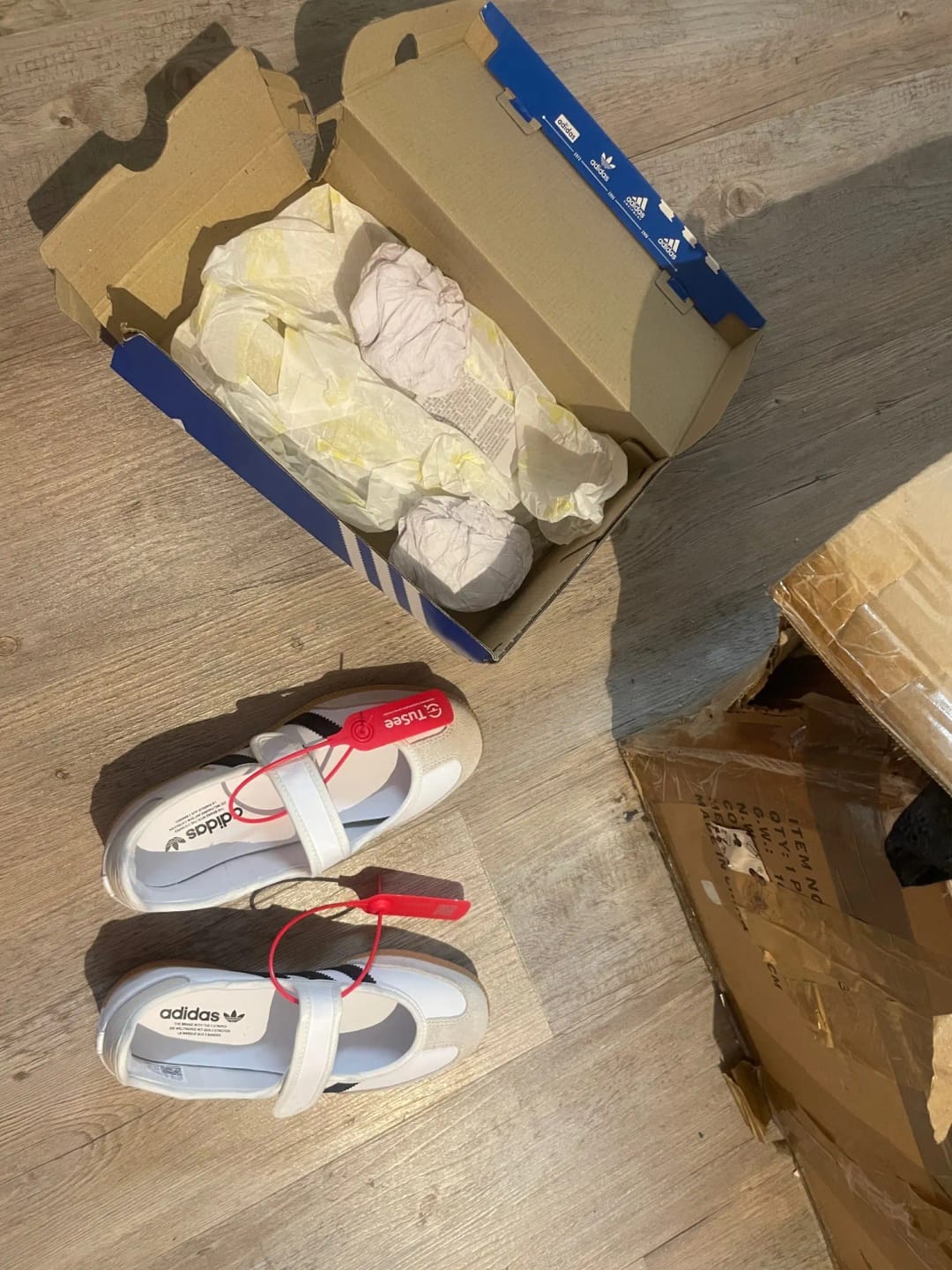 Customer photo review of Samba Jane Frill Ruflle Pack *Black and White"