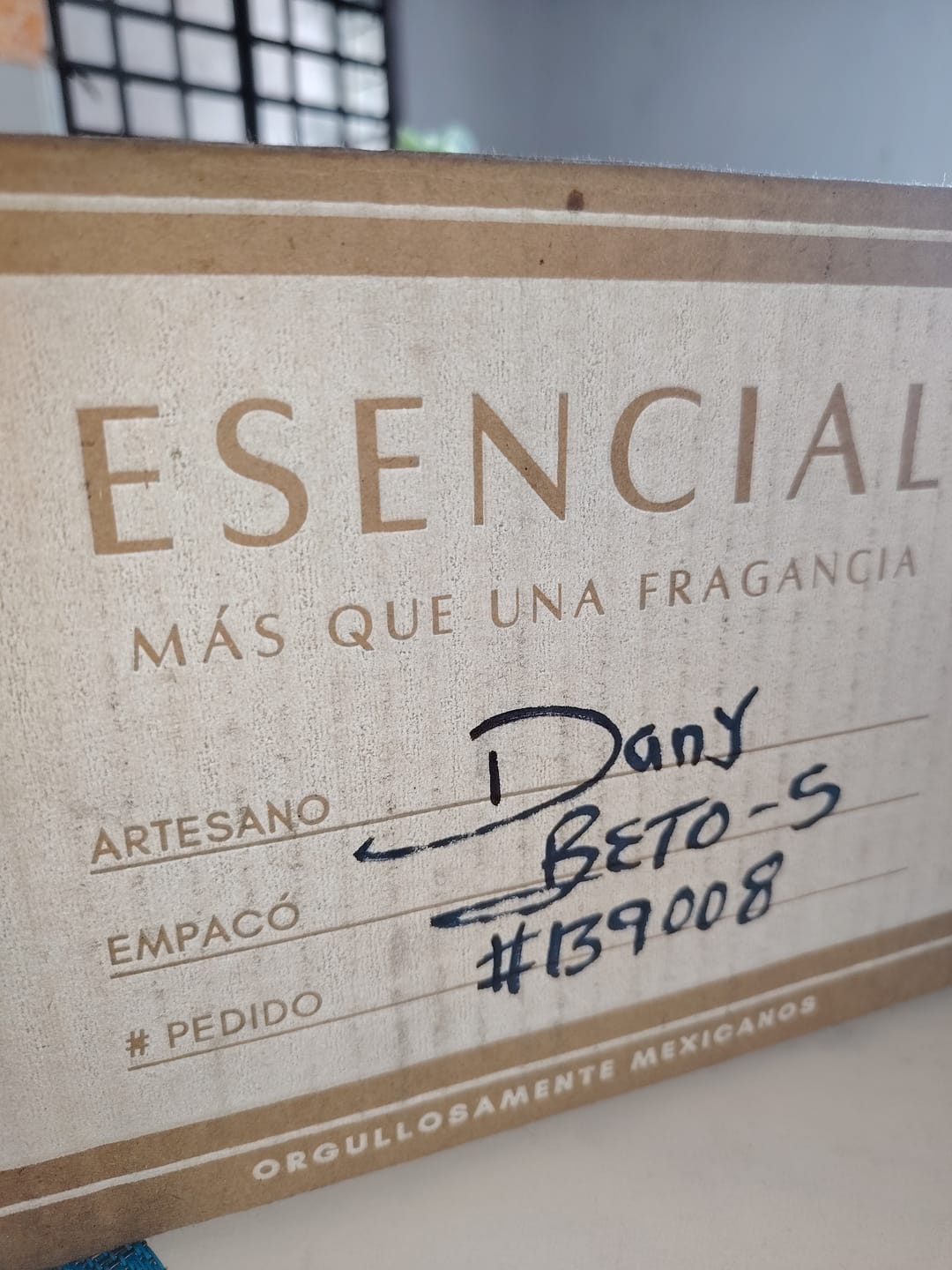 Customer photo review of M506 Inspirado en: Burberry Her Elixir de Parfum - Burberry