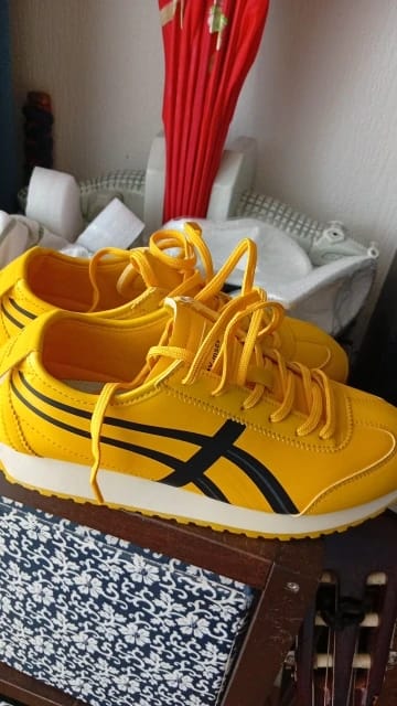 Customer photo review of Onitsuka Tiger Mexico 66