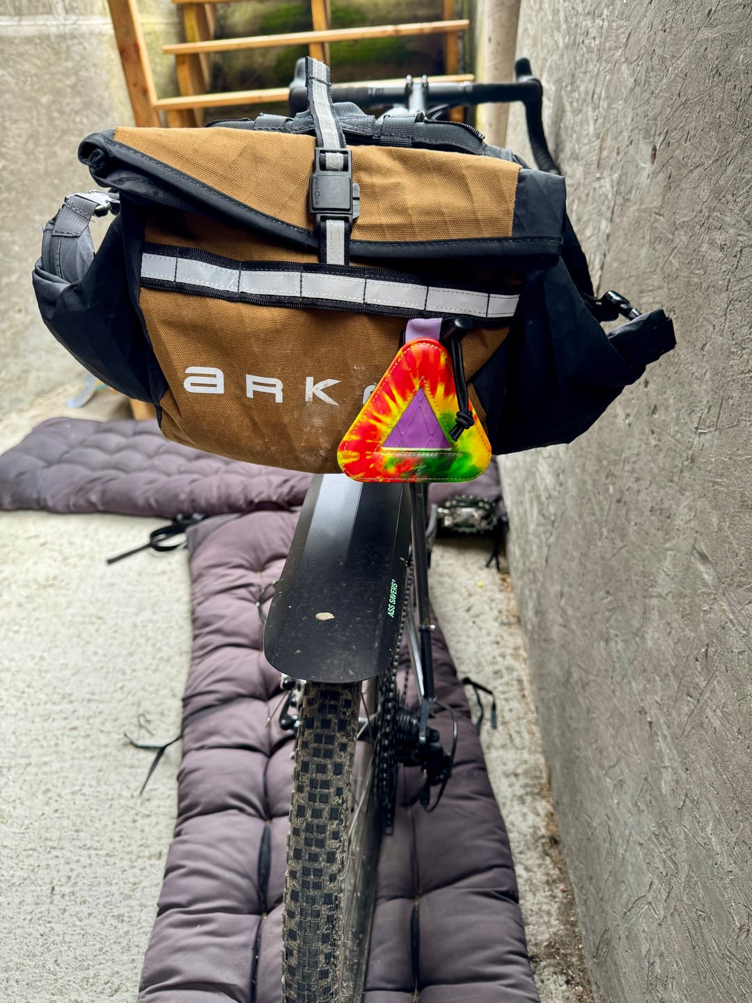 Customer photo review of Blue Lug Triangle Reflector
