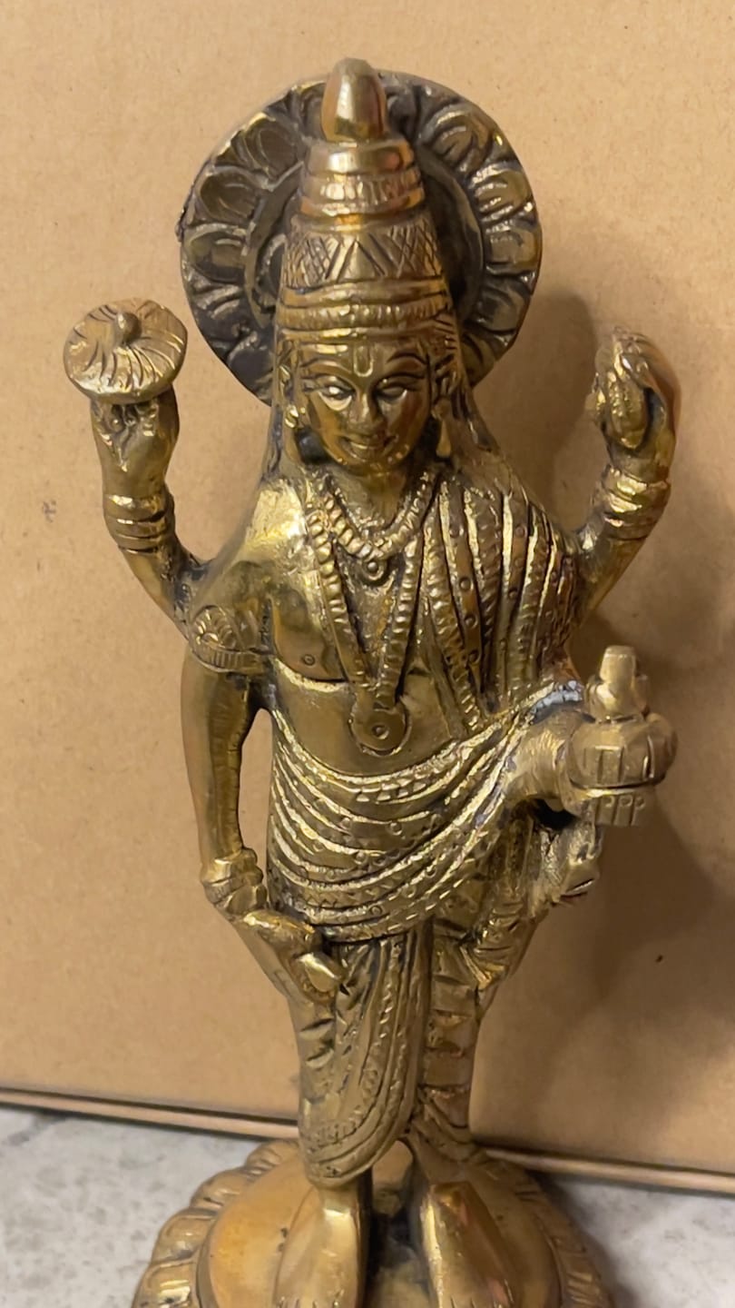 Customer photo review of Pure Brass Dhanvantri Ji Idol Vastu Remedy for Health, Healing and Positive Energy for Home and Office | 9 x 3.5 x 20 cm | 1.10 kg
