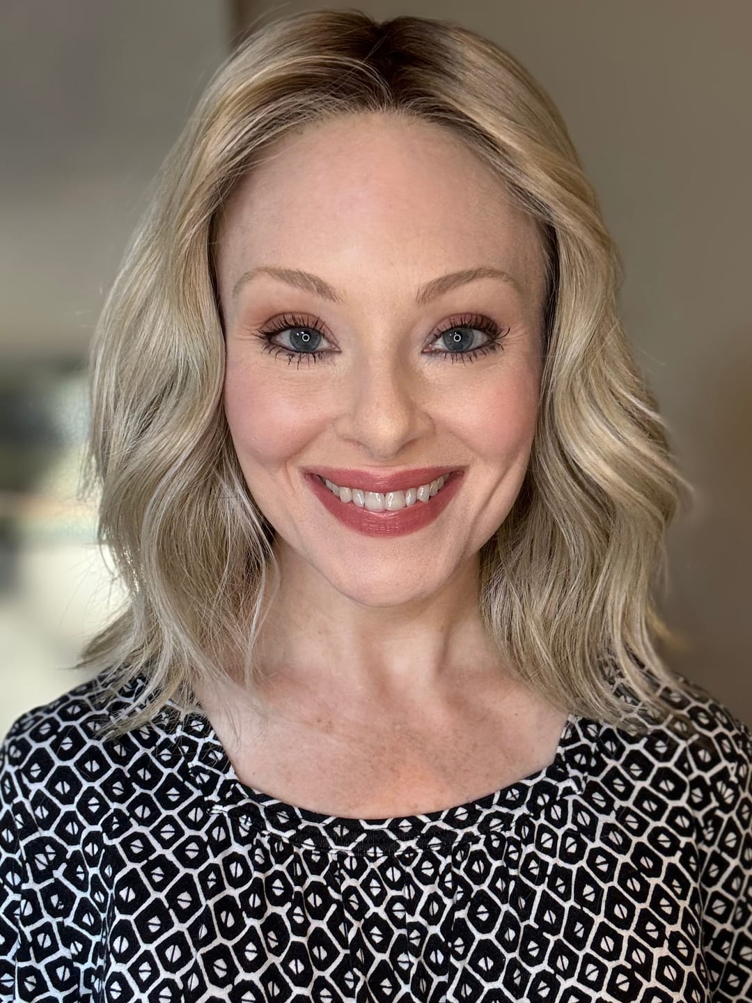 Customer photo review of PRACTICALLY PERFECT - Cream Soda Blonde
