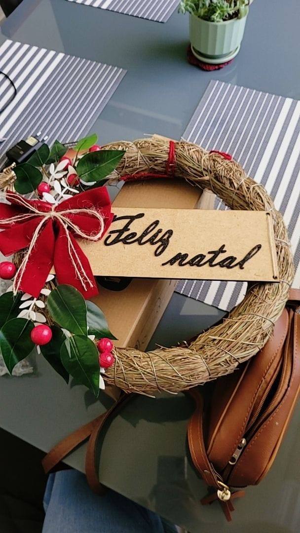 Customer photo review of Guirlanda de Natal Luxo Decorada 30cm para Porta