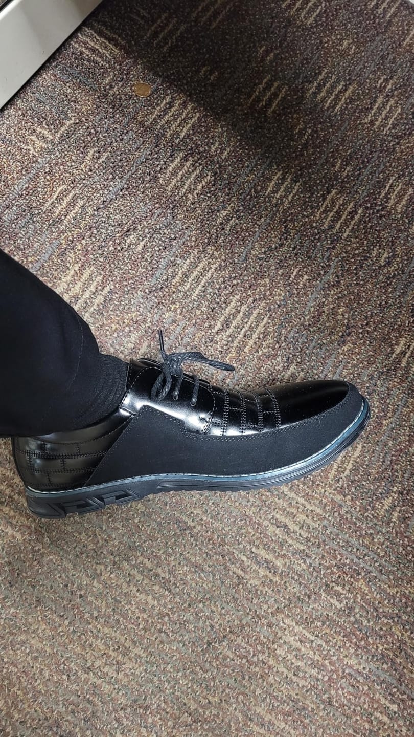 Customer photo review of Men's Hybrid Oxfords