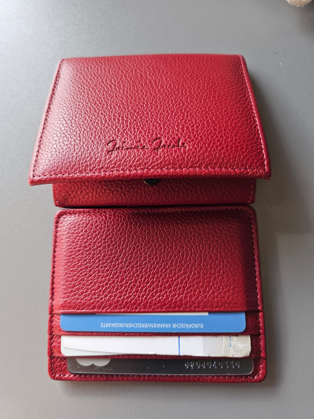 Customer photo review of Flap Boy Ladies Edition - Magic Wallet with Coin Pocket