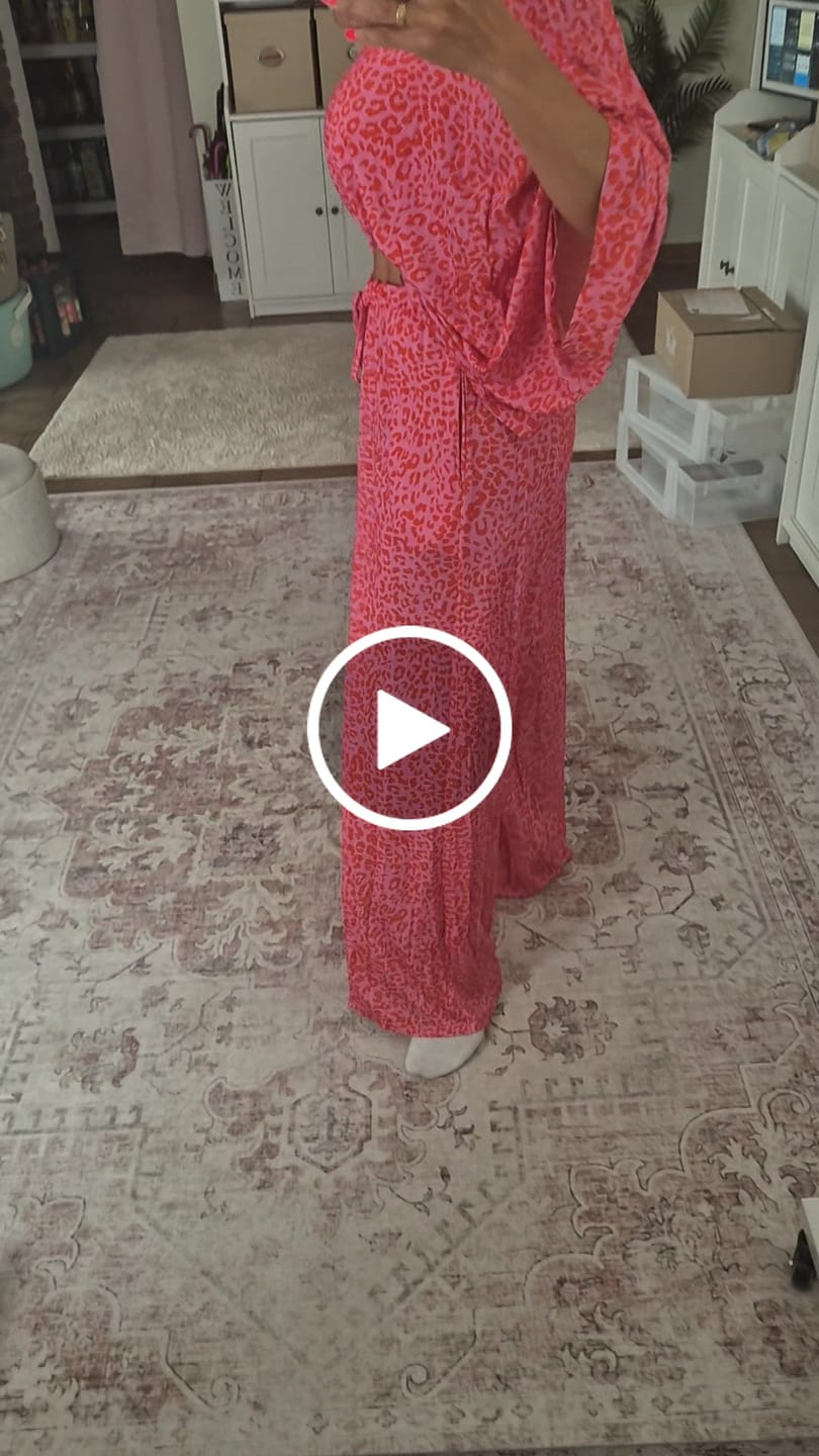 Customer video review of Hose creme/coffee LEO ROMANCE mit elastischem Gummizug
