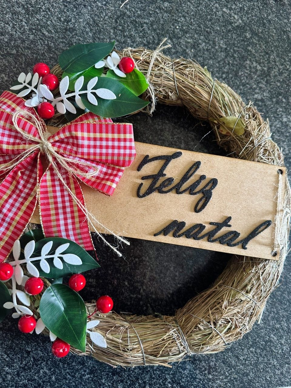 Customer photo review of Guirlanda de Natal Luxo Decorada 30cm para Porta