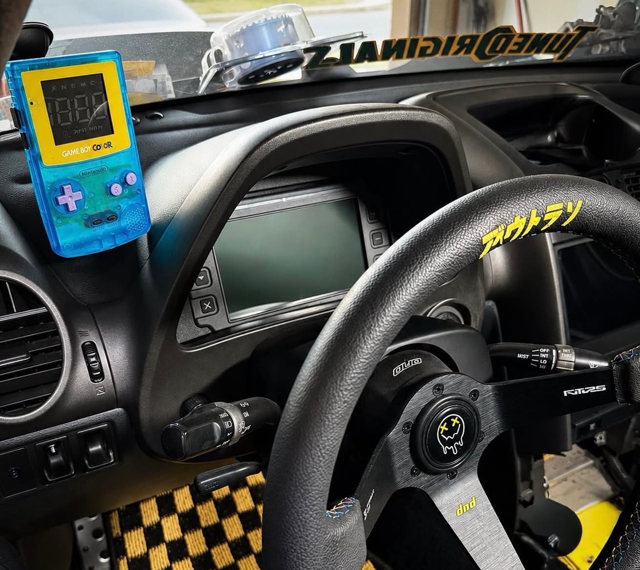 Customer photo review of Haltech iC-7 Dash Cluster Recessed Mount