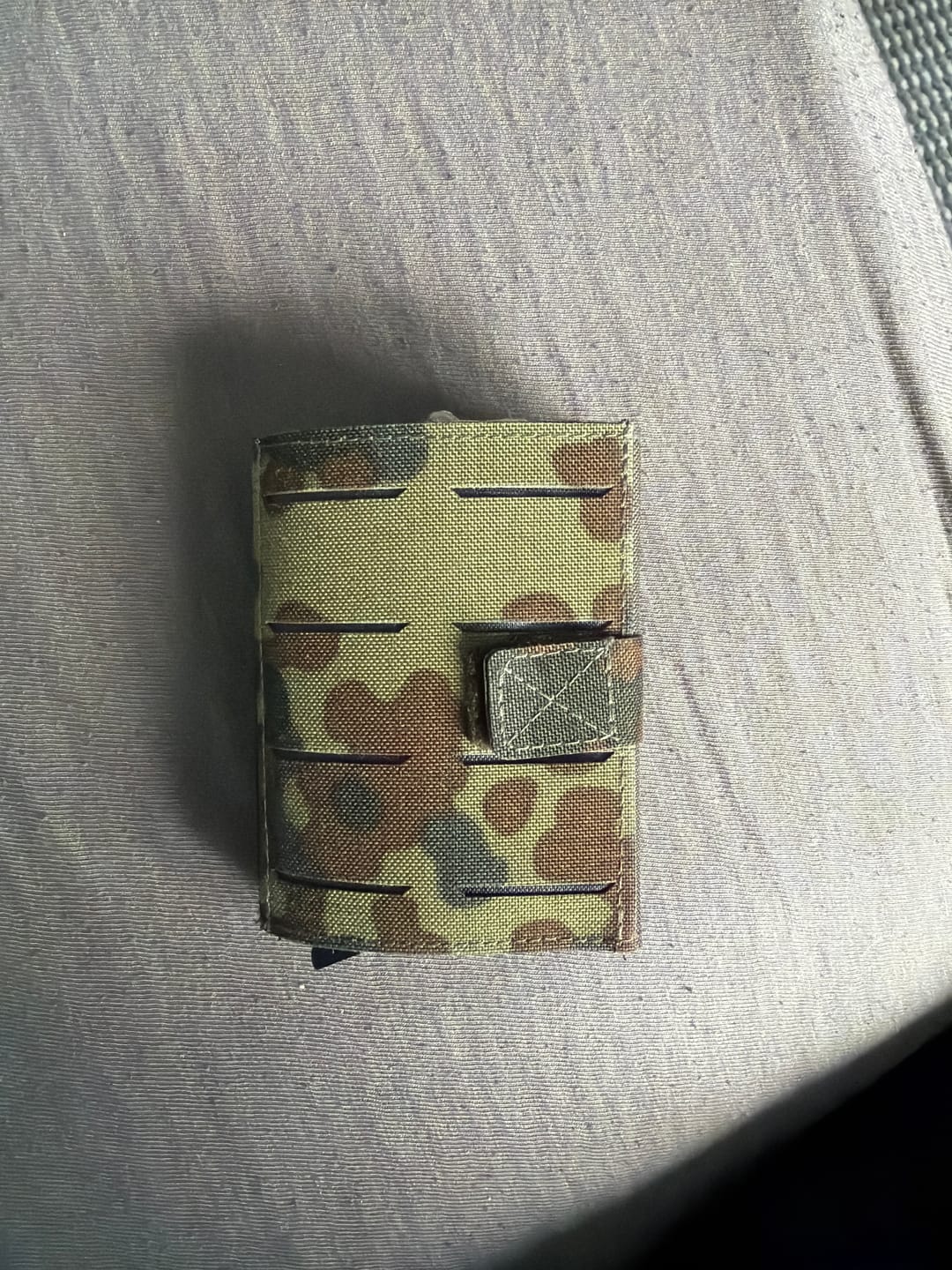 Customer photo review of Tactical Wallet MK2 - 5-Farben Flecktarn