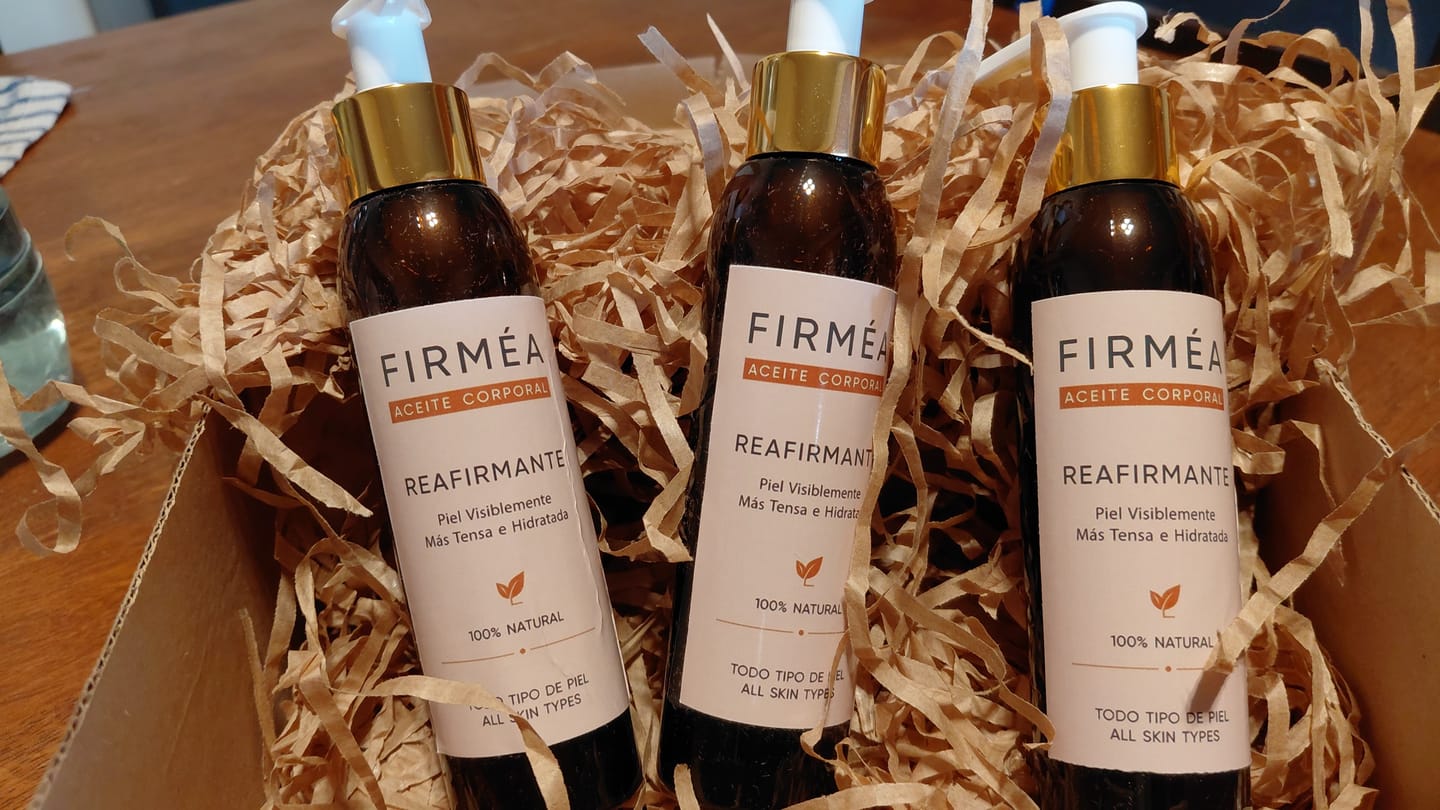 Customer photo review of Aceite Corporal Reafirmante - Combate Celulitis, Flacidez y Arrugas