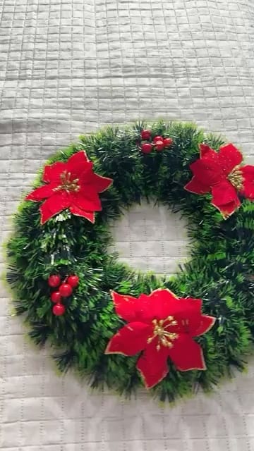 Customer photo review of Guirlanda de Natal Estruturada Decorativa 25cm e 40cm