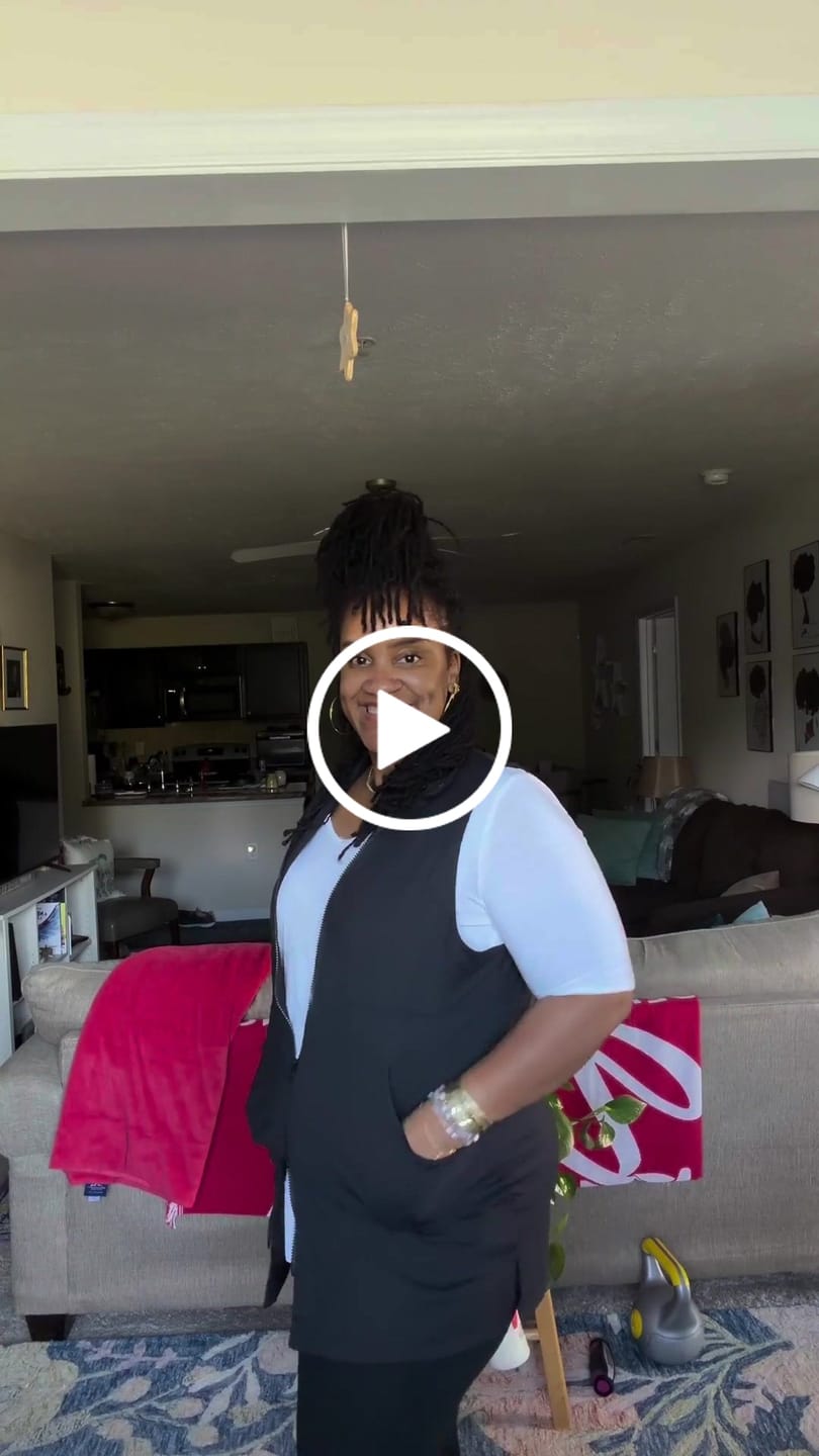 Customer video review of Carefree Long Vest (Reviewers)
