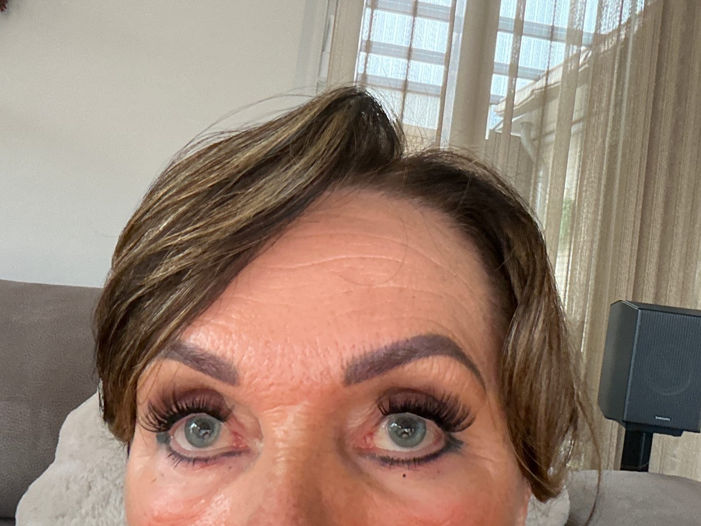 Customer photo review of Single lashes (different lengths) | Whispy Medium