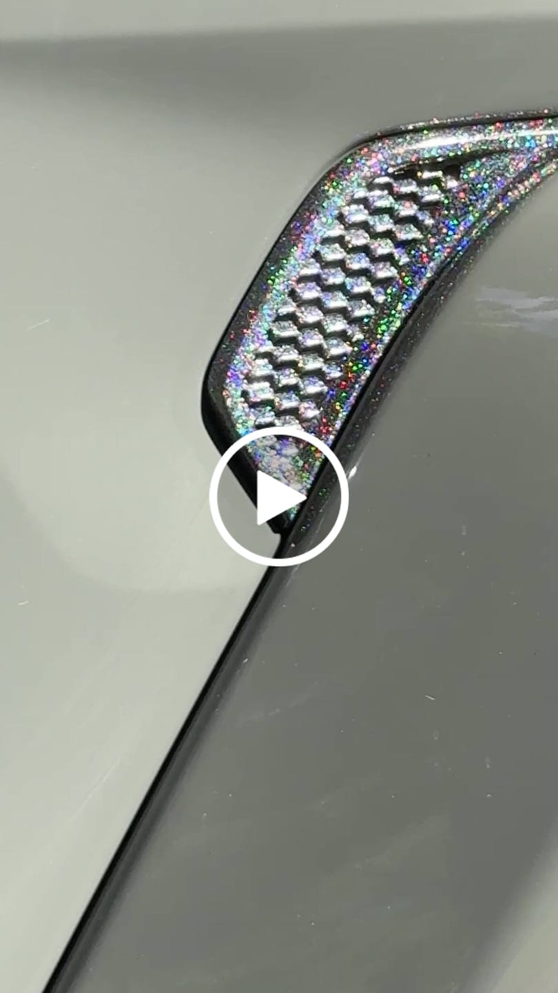 Customer video review of Holographic OEM Side Vents fits Wrangler JL & Gladiator JT 2018+