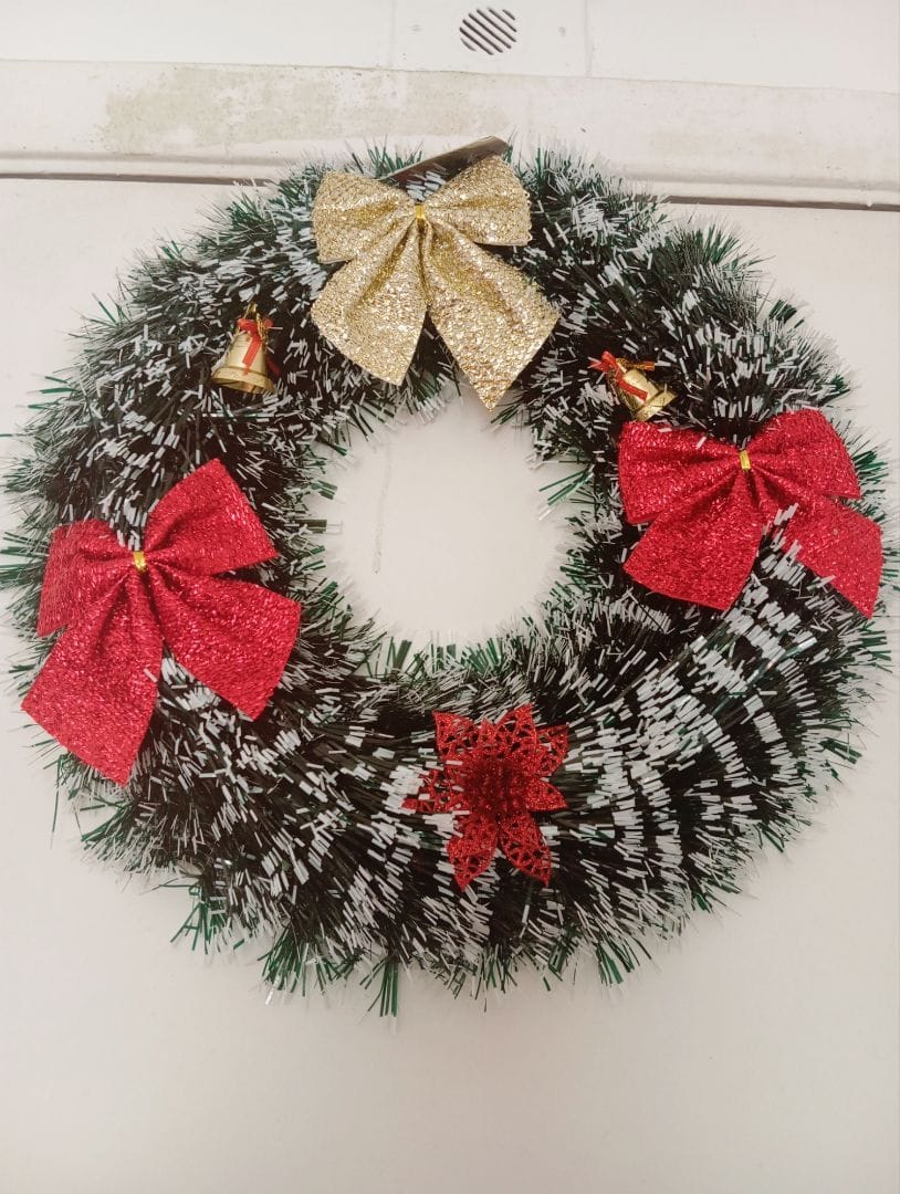 Customer photo review of Guirlanda de Natal Estruturada Decorativa 25cm e 40cm