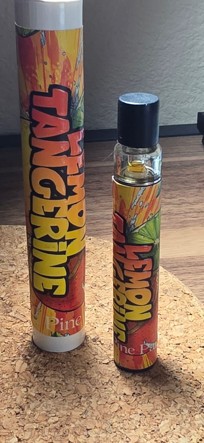 Customer photo review of Lemon Tangerine Live Rosin Disposable — 0.5g