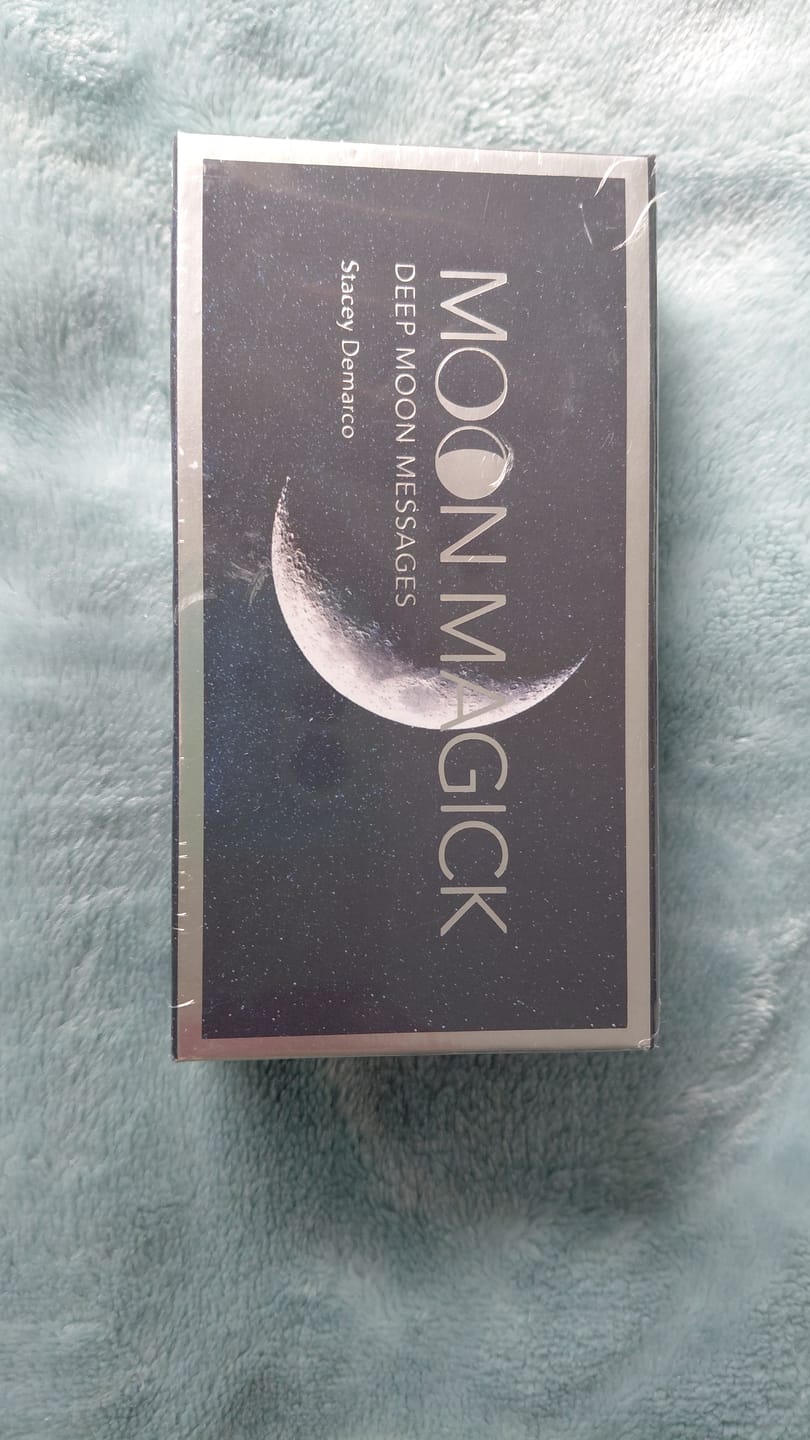 Customer photo review of Mondkarten Moon Magick – Kleine Affirmationskarten zum Mondzyklus