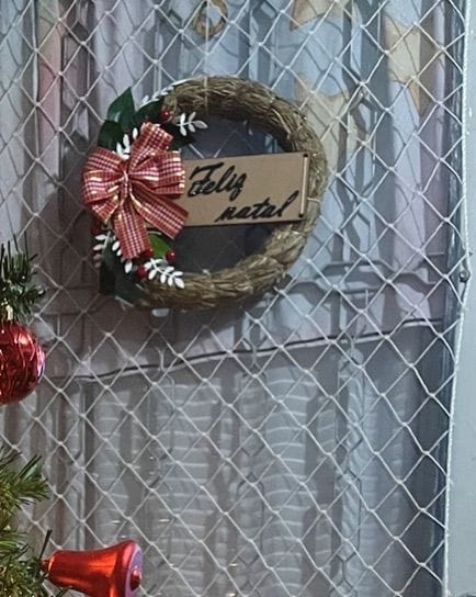 Customer photo review of Guirlanda de Natal Luxo Decorada 30cm para Porta