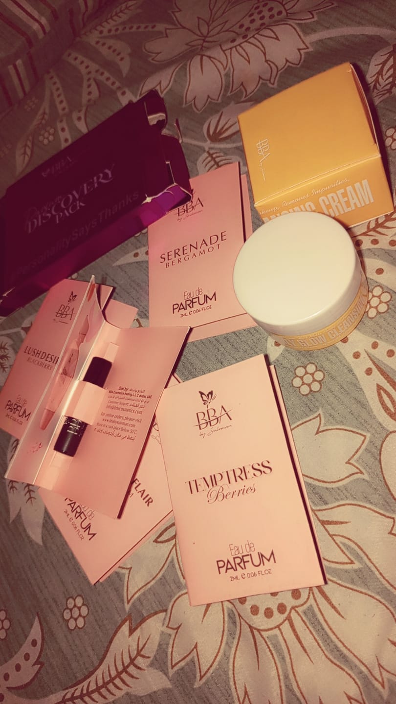 Customer photo review of Discovery Pack For Women - 2ml X 5 Perfumes I EDP 35% Concentration