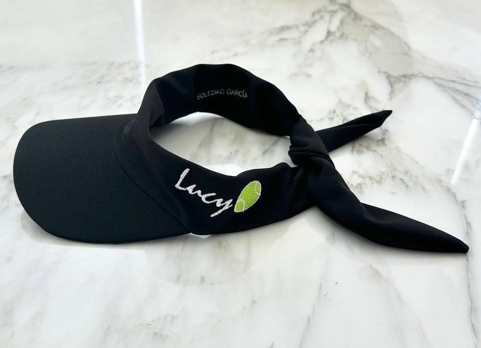 Customer photo review of Visera Personalizada Negra