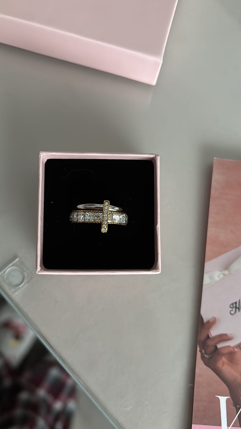 Customer photo review of Square Pave Infinity Flow Ring 14K Vergoldet