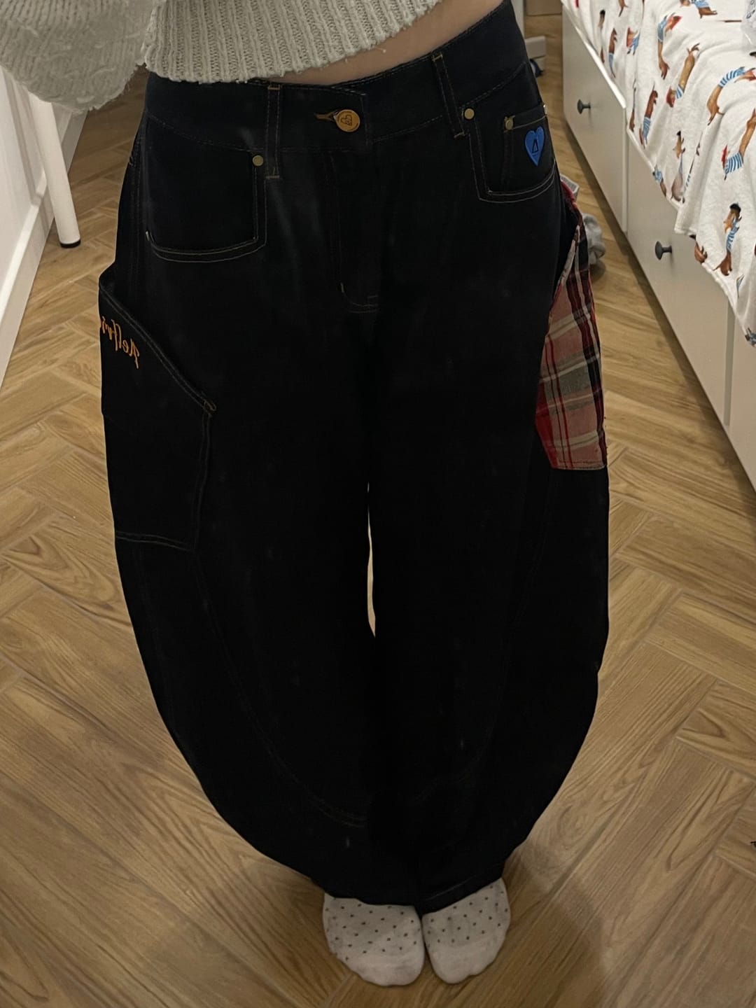 Customer photo review of Aelfric Eden BAGGY BARREL Jeans