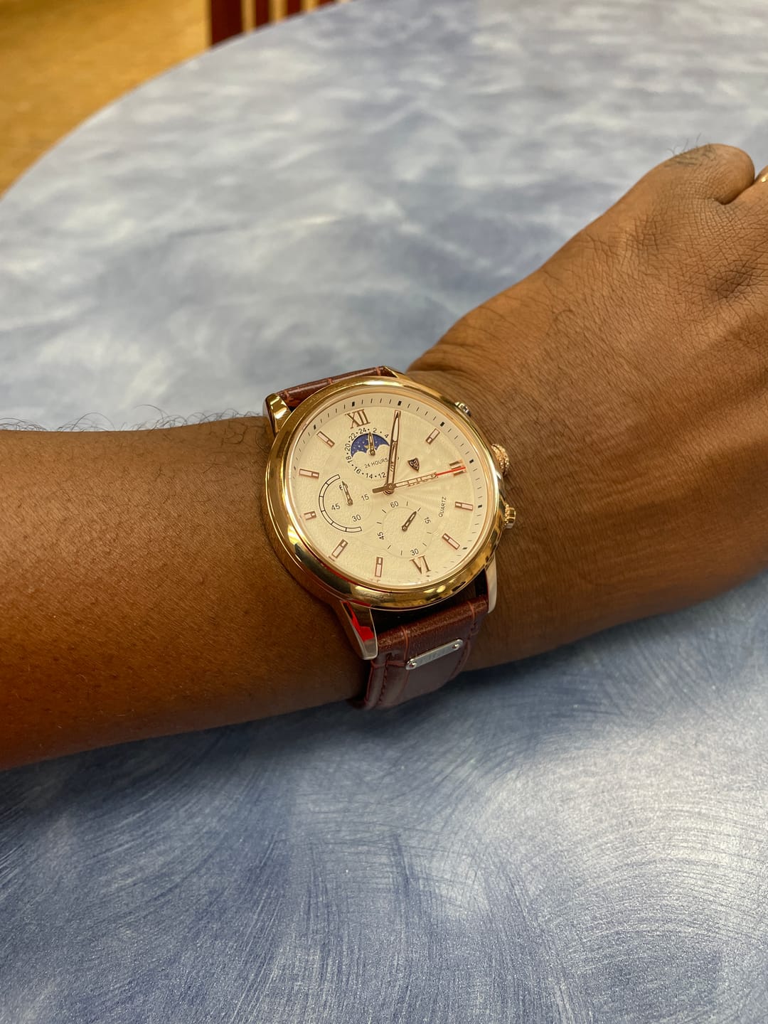 Customer photo review of LIGE® Classic Sports Watch