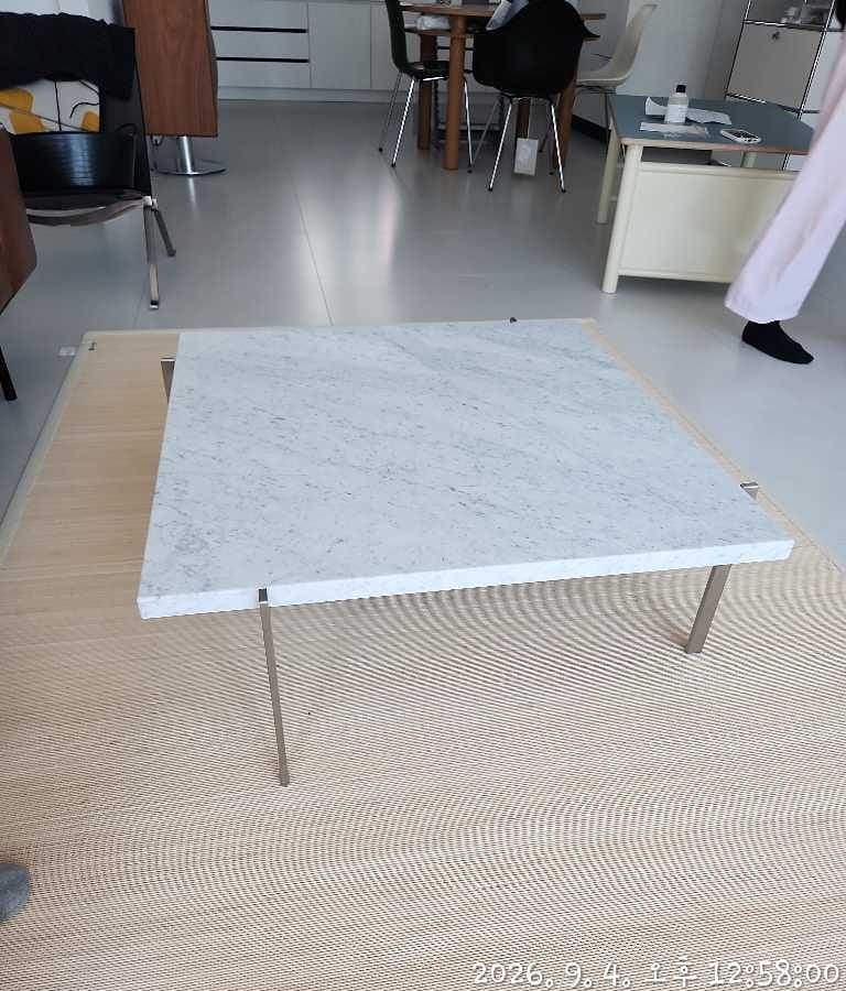 Customer photo review of PK61™ - PK61, Coffee Table, 80 x 80 cm