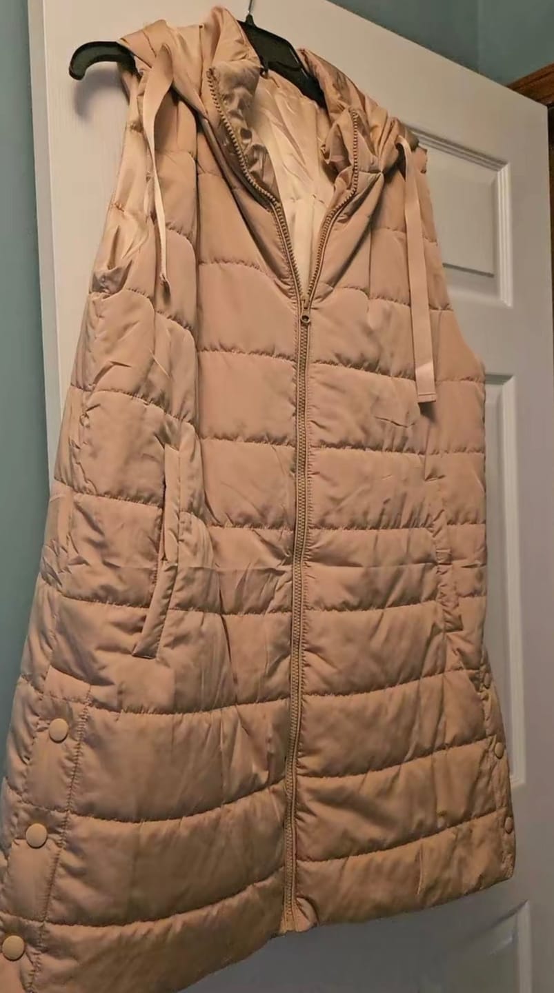 Customer photo review of auvora™ Long Puffer Vest