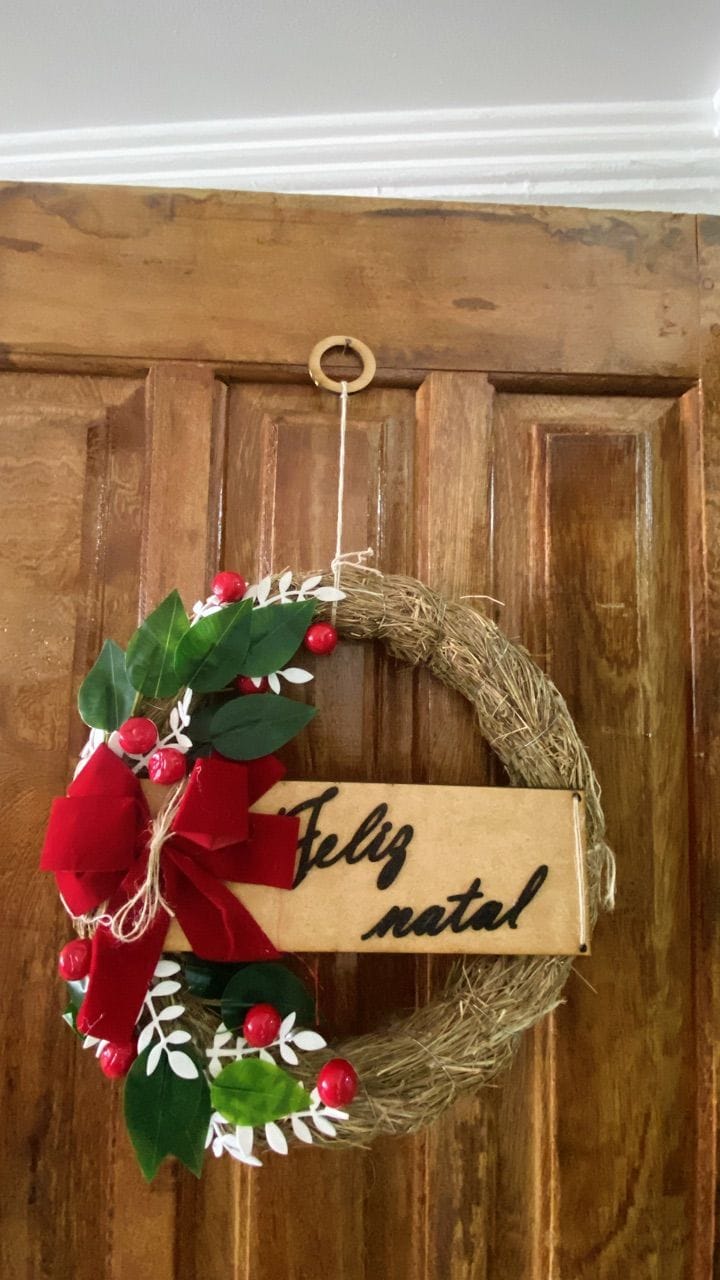 Customer photo review of Guirlanda de Natal Luxo Decorada 30cm para Porta