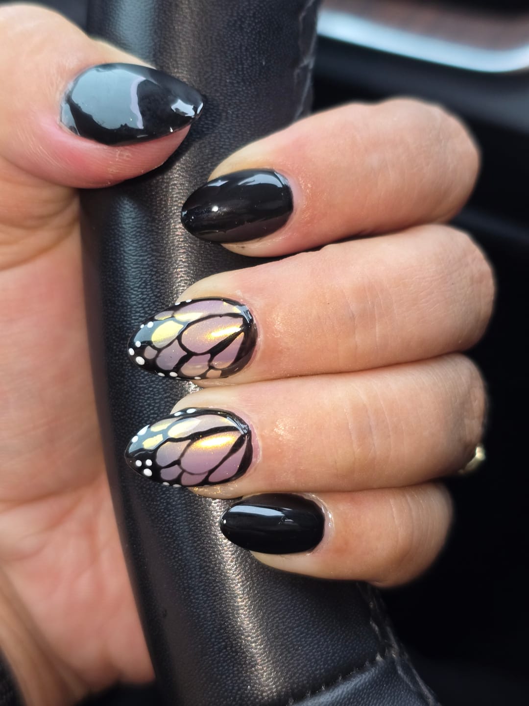 Customer photo review of Black Gel Art Nail Paint
