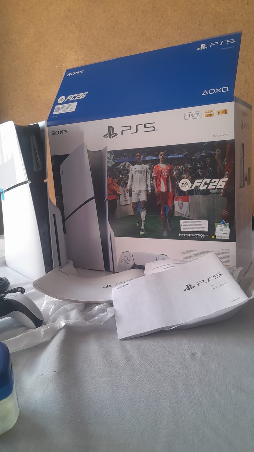 Customer photo review of PS5 Slim + EA FC 26 (Voucher)