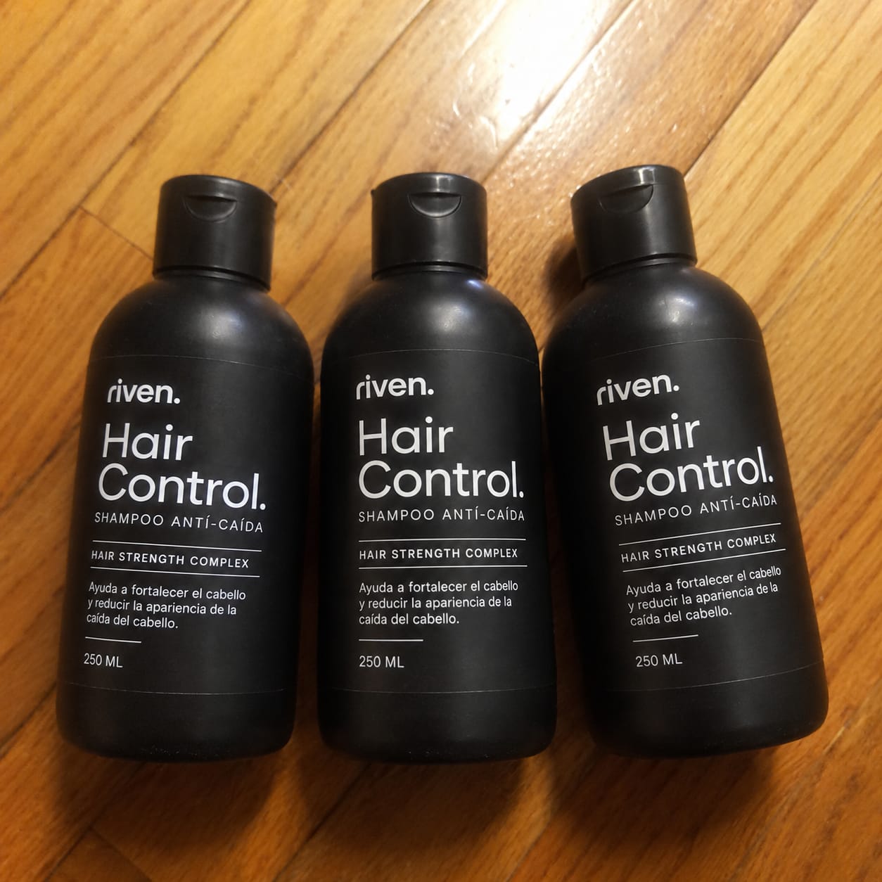 Customer photo review of Hair Control - Shampoo Anticaída