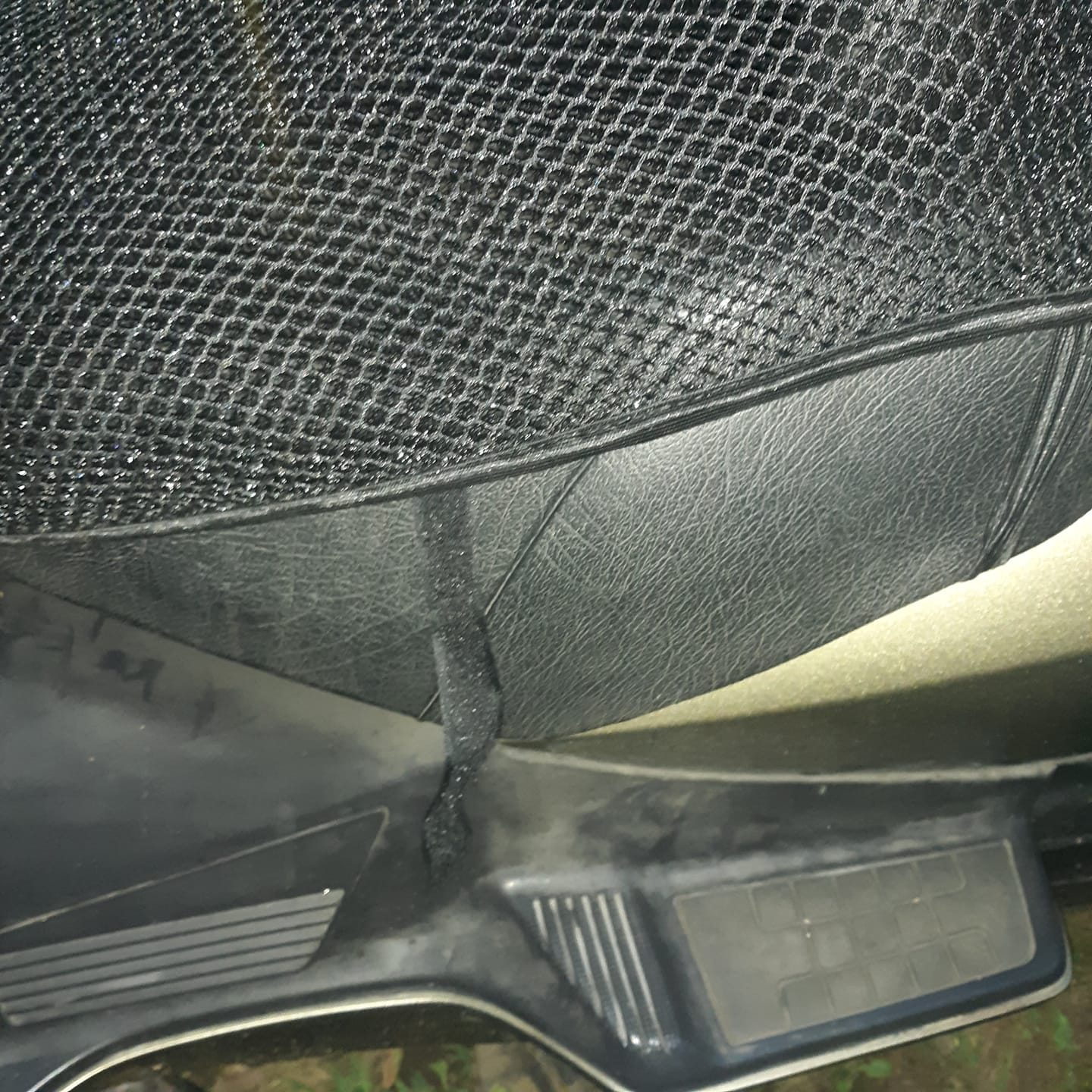 Customer photo review of Wind Rider Seat Cover