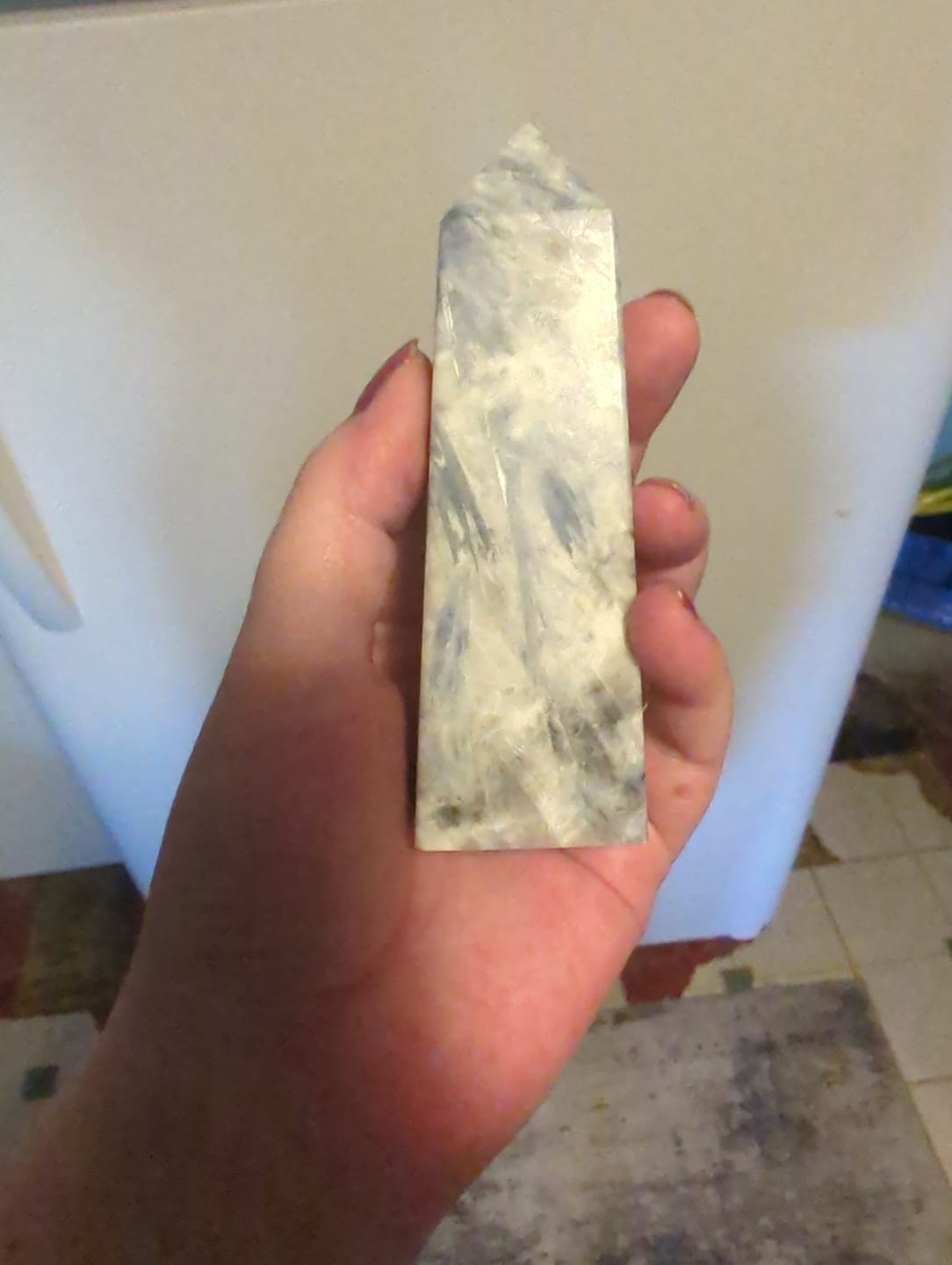 Customer photo review of Unique,Natural Blue Kyanite Point