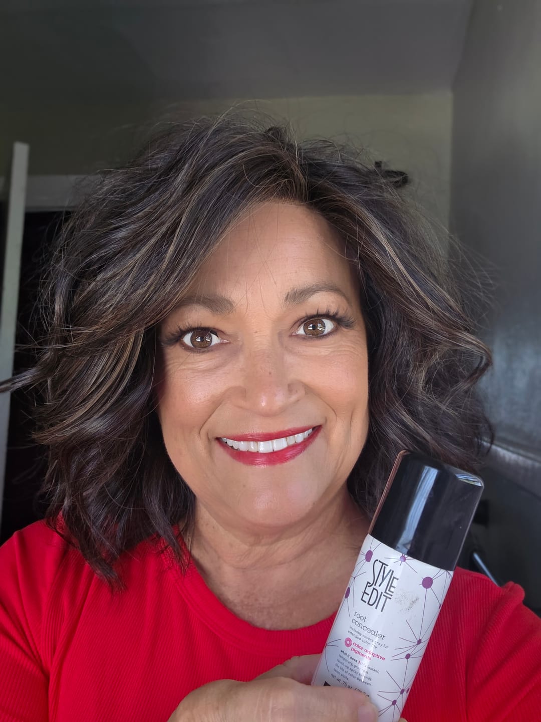 Customer photo review of Root Concealer Spray (Brunette)