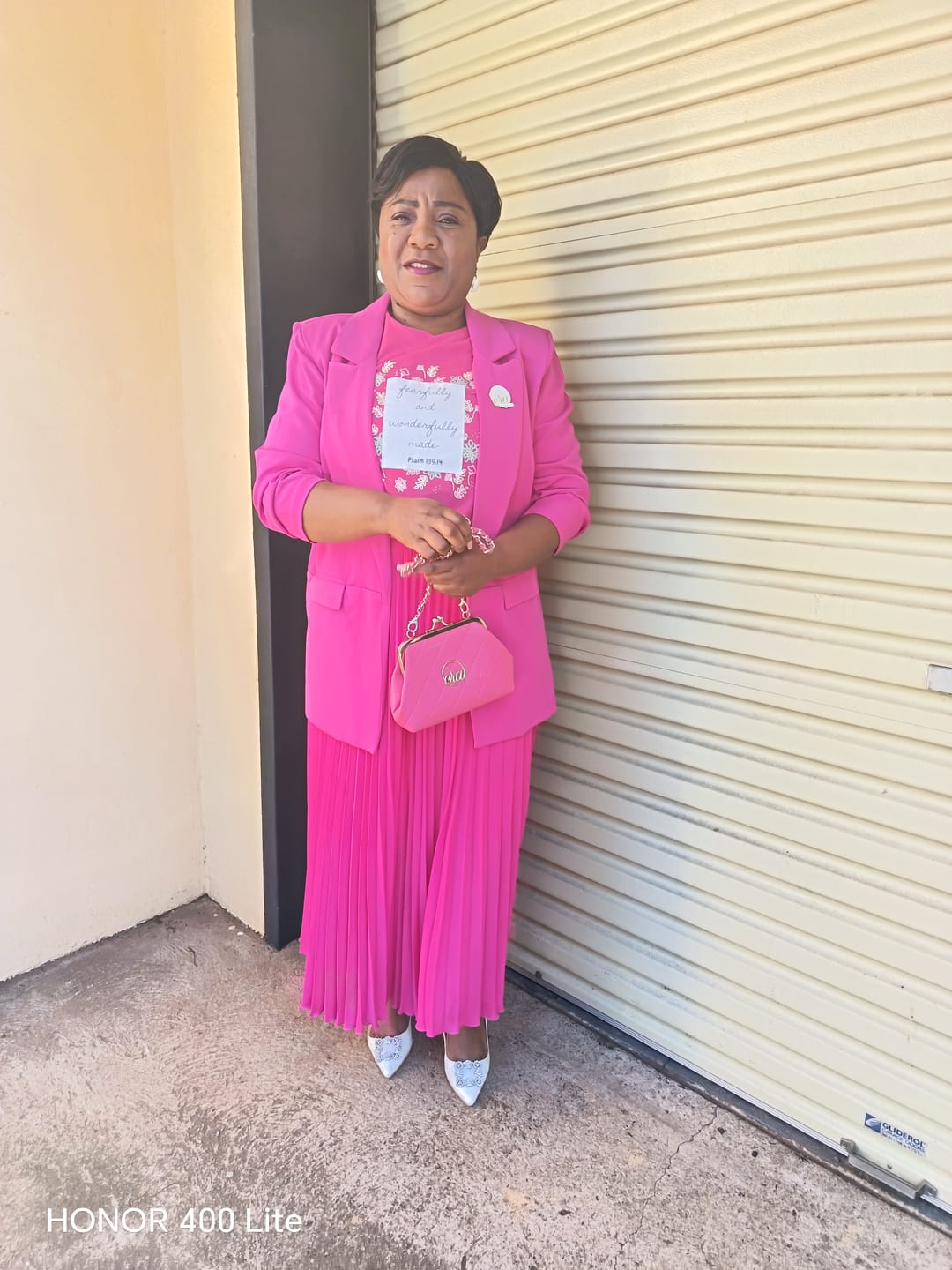 Customer photo review of ERA Mini Kisslock Chain Bag – Pink