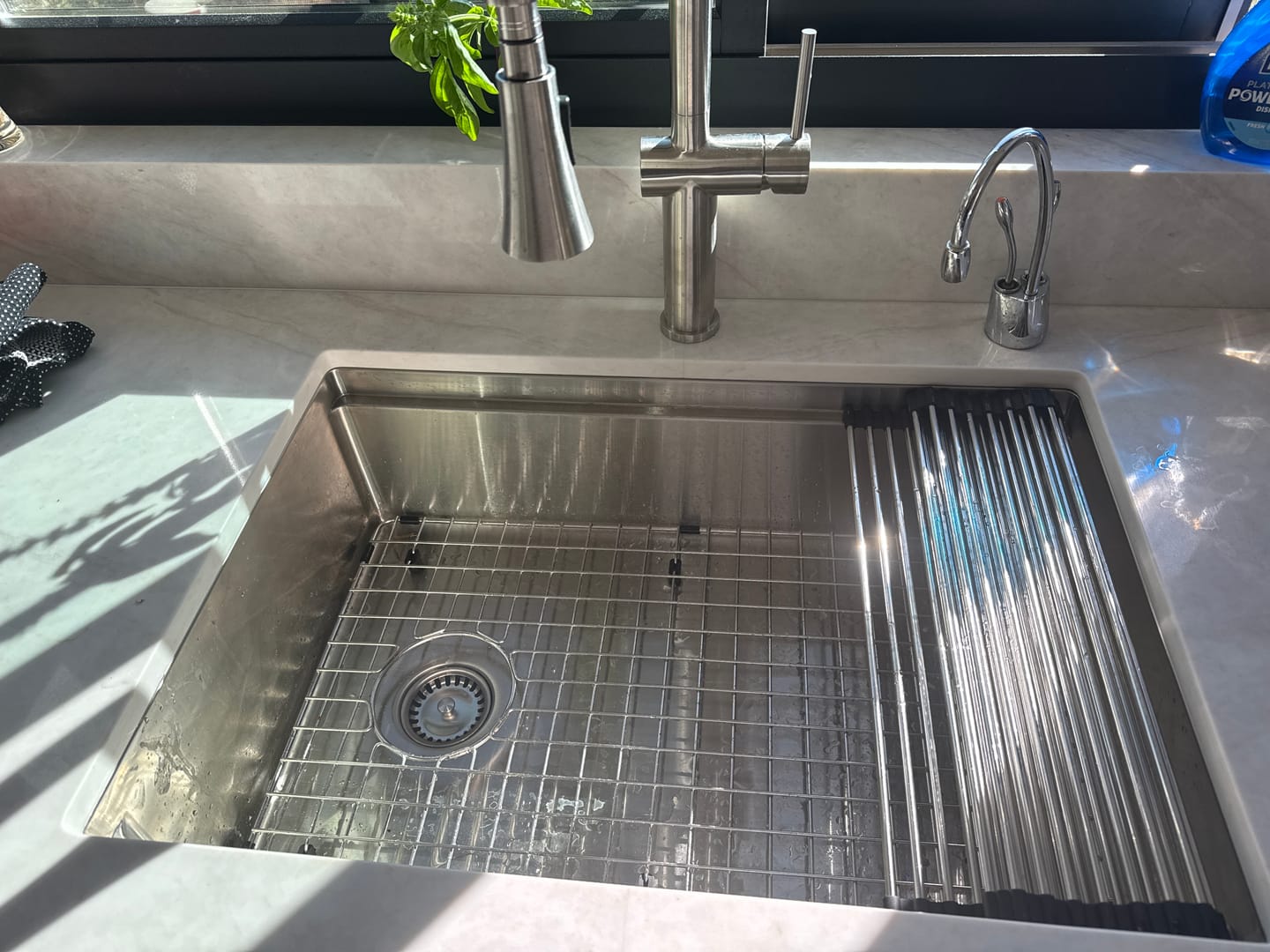 Customer photo review of 28" Undermount Workstation Sink – 16 Gauge Stainless Steel Single Bowl – 8" Deep – Reversible – Seamless Drain (5LS28c-8)