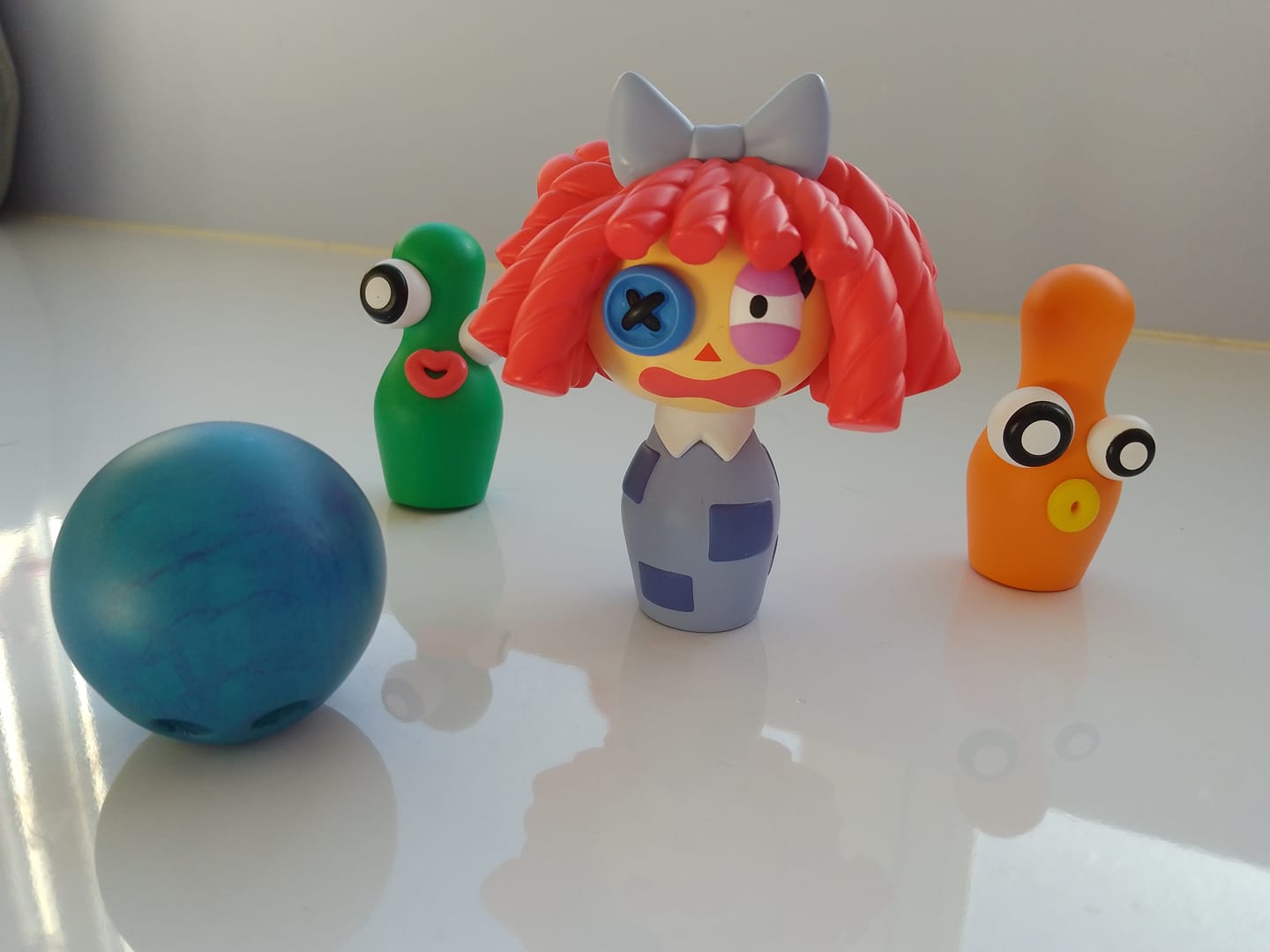 Customer photo review of Digital Circus Animiniz: Side Show Series