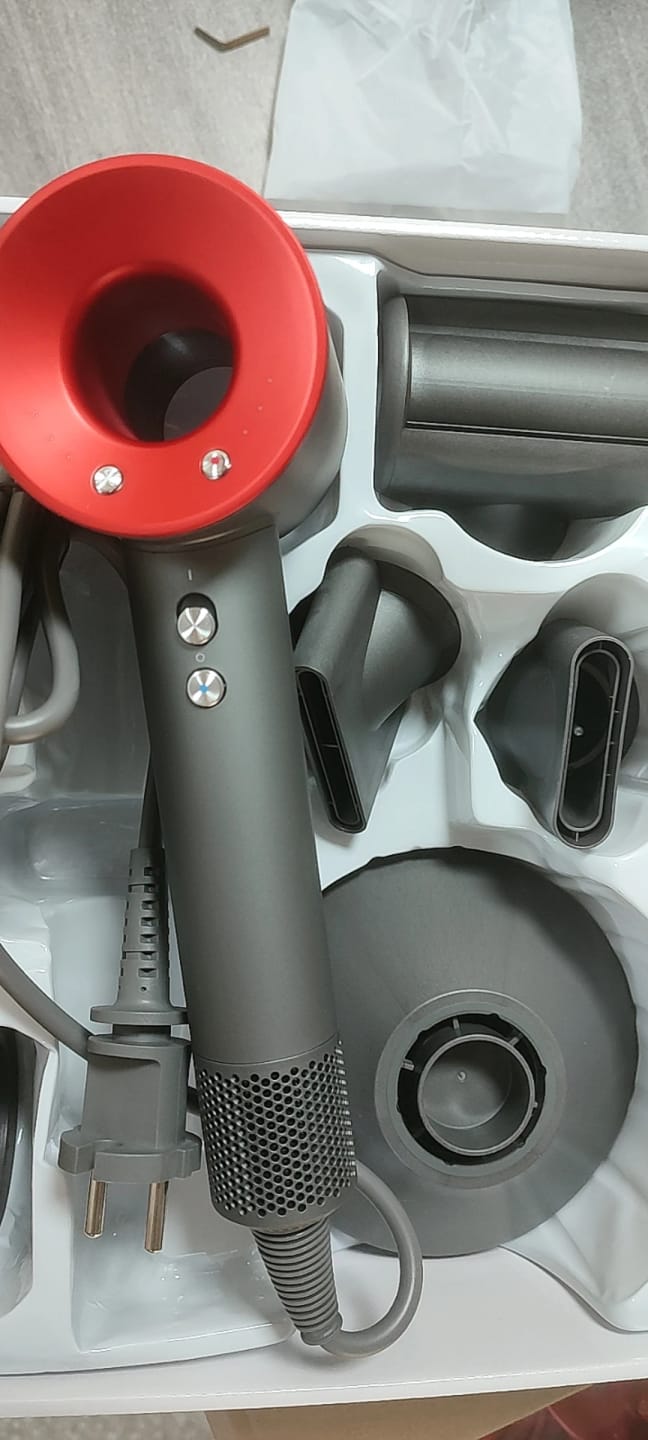 Customer photo review of Kyno — Secador profesional con cabezales magnéticos