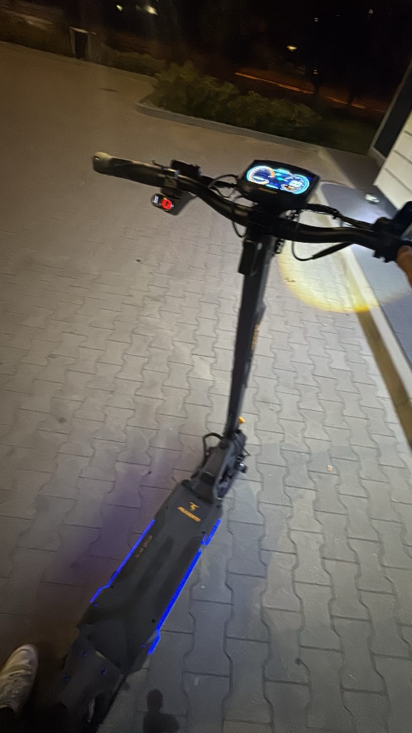 Customer photo review of Ausom DT2 Pro Hulajnoga elektryczna