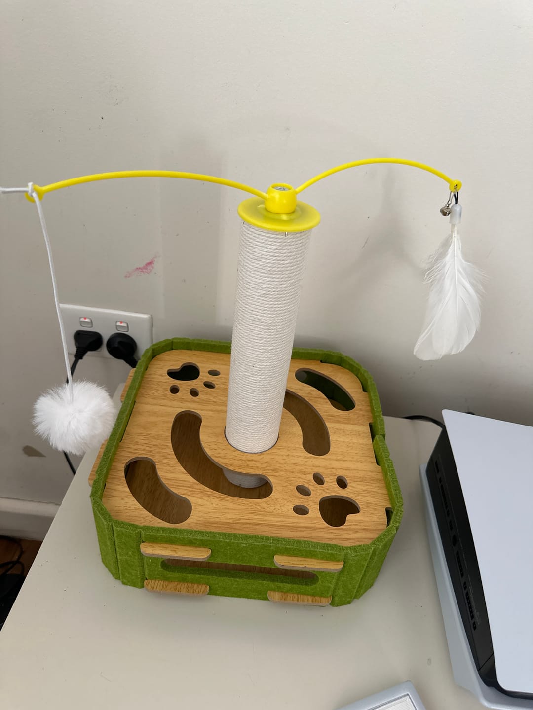 Customer photo review of Felt Cat Puzzle Toy with Scratching Pole