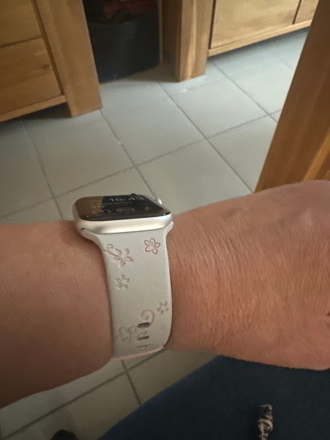 Customer photo review of arktisband Apple Watch Silikonarmband "Bloom"