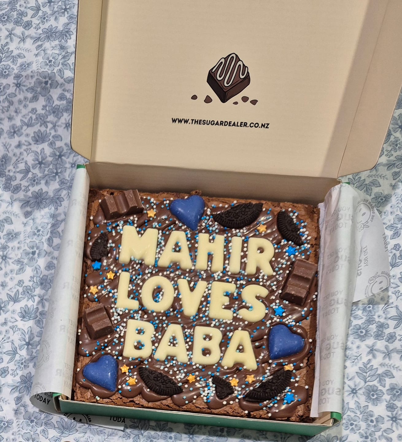 Customer photo review of Custom message fathers day brownie