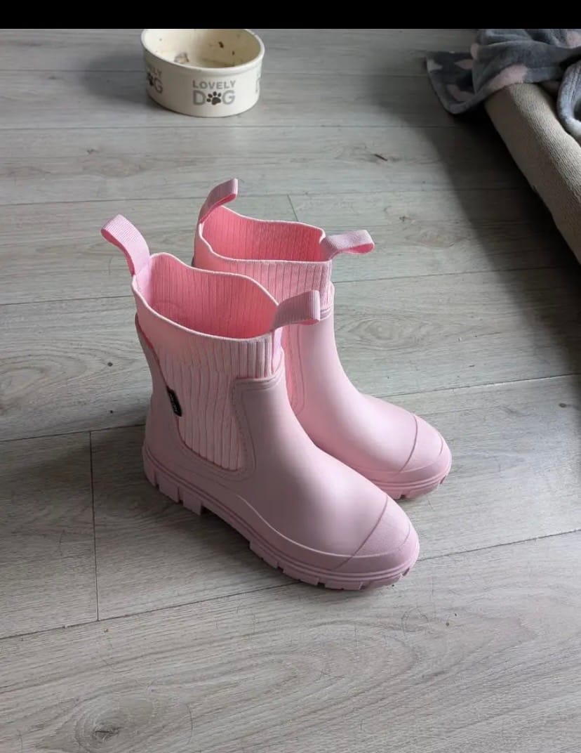 Customer photo review of SAFAR Rain Boots