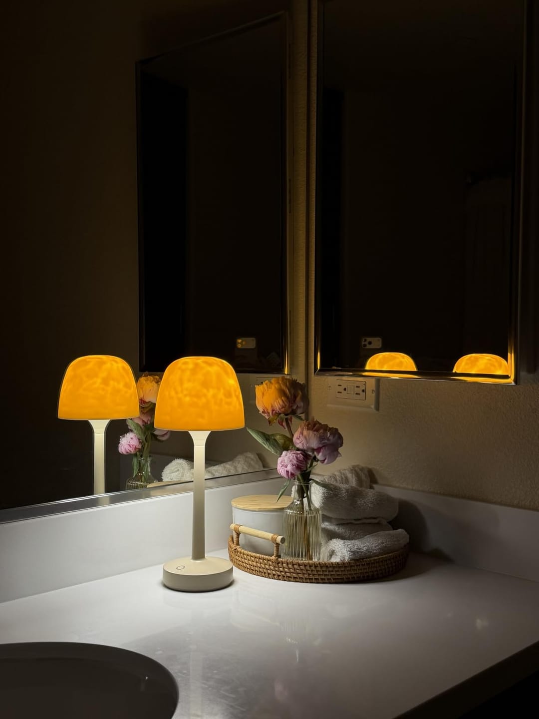 Customer photo review of Waterproof Shower Lamp Rechargeable LED Ocean Projector Outdoor Table Lamps