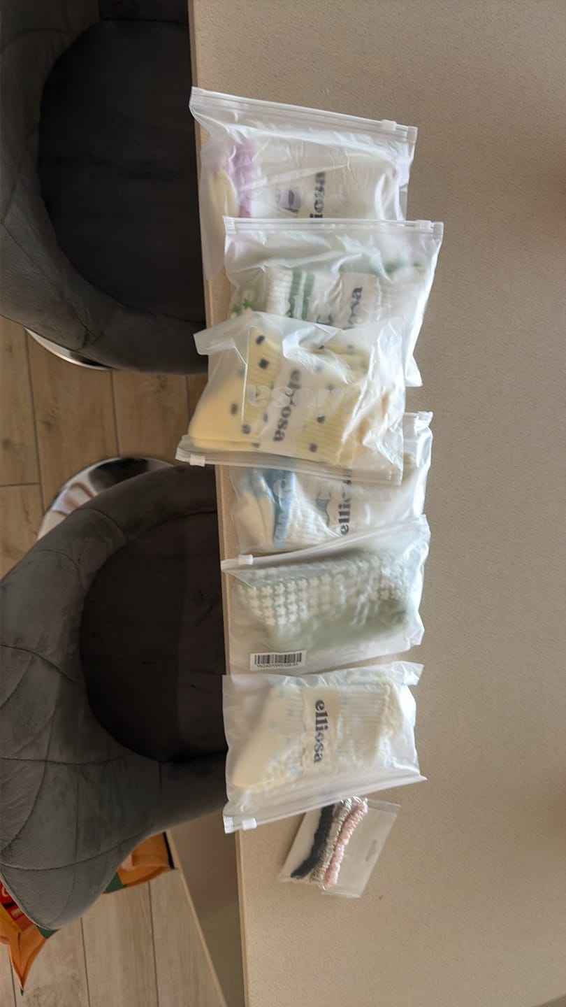Customer photo review of Elliosa Silk Scrunchies