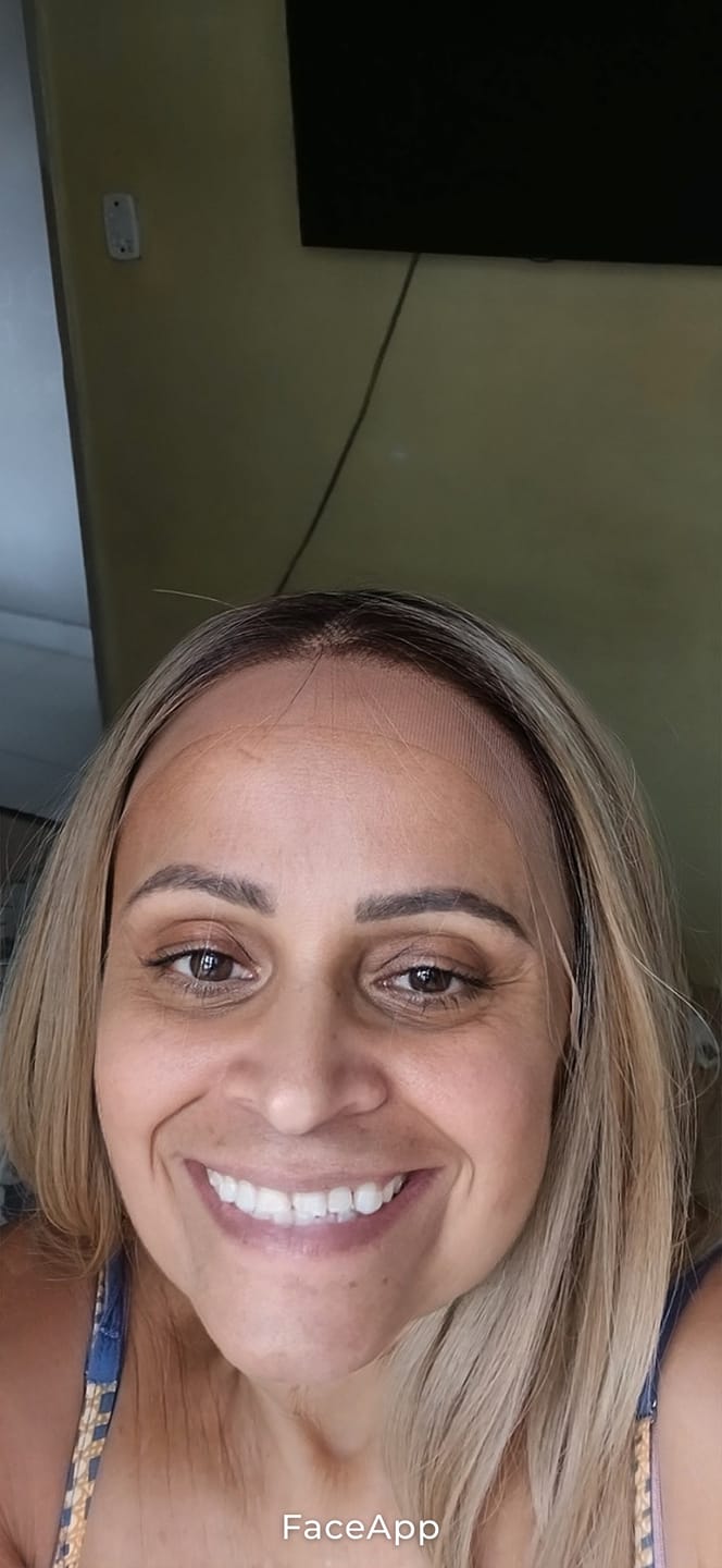 Customer photo review of Lace Front HD Tesla Loira - Repartição Livre 13x4