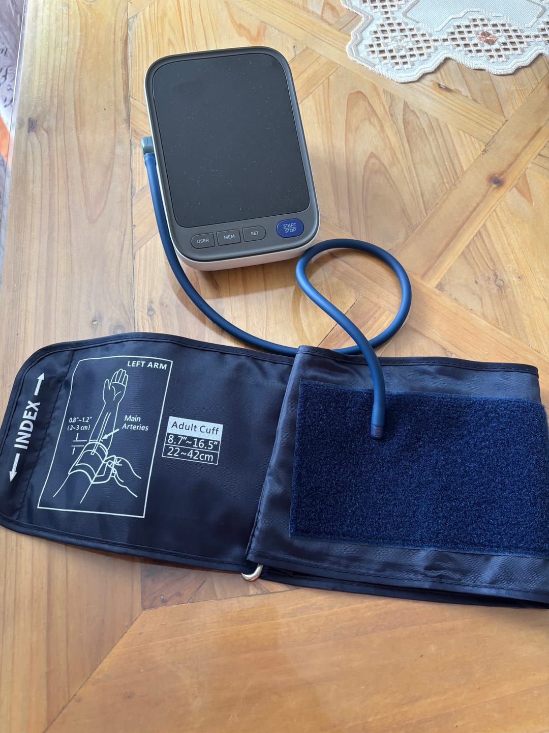 Customer photo review of Blutdruckmessgerät V8 Ultra – Next-Gen Präzisionssensor für klinisch genaue Messungen