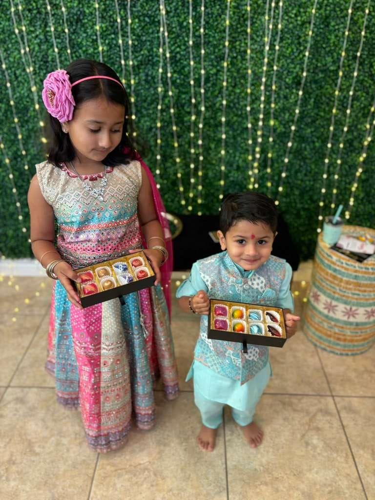 Customer photo review of The Jewelry Box